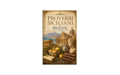Copertina di "Proverbi Siciliani": un paesaggio incantevole con templi antichi, un vulcano, edifici barocchi, frutta e libri, che evoca la saggezza dei detti siciliani.